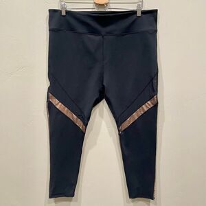 Fabletics Mesh Powerhold Leggings Black/Copper Plus Size: 2X